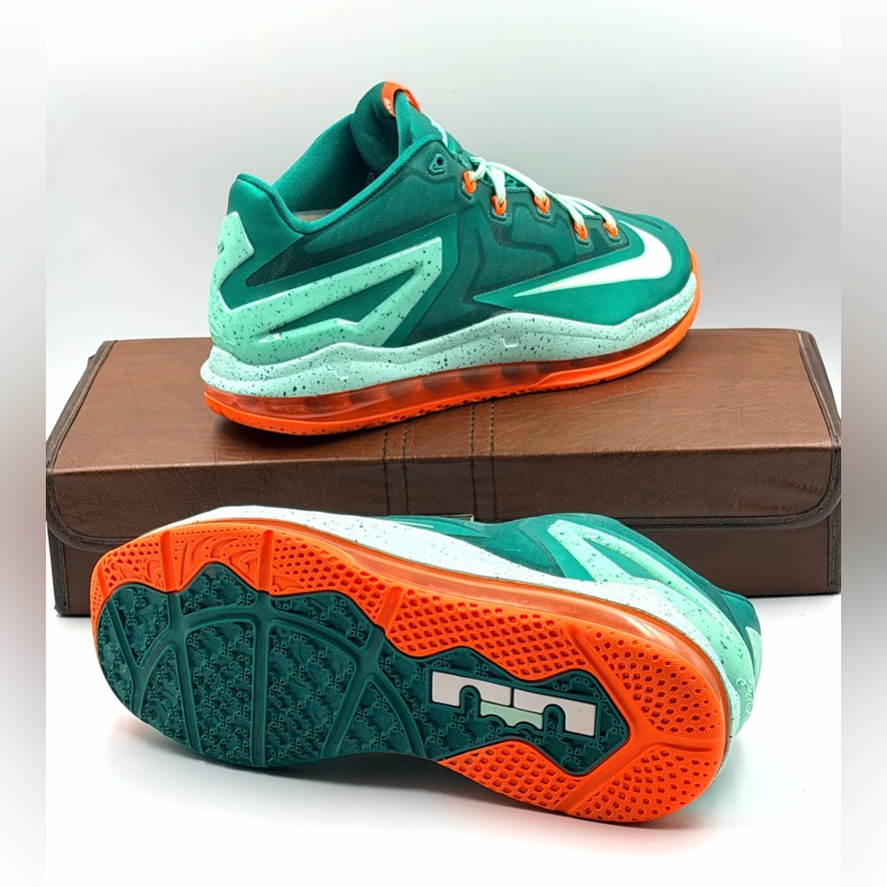 Nike Max LeBron 11 Low 'Biscayne' 2014 - Picture 6 of 12